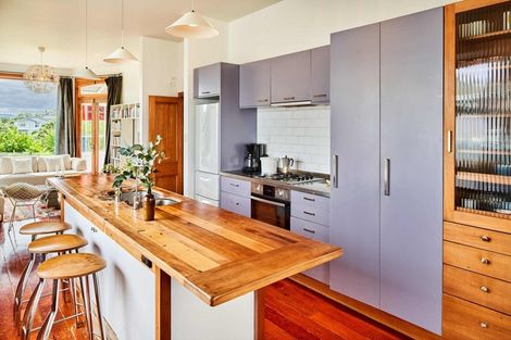 Photo of property in 33 Harland Street, Brooklyn, Wellington, 6021