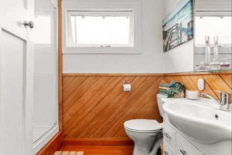Photo of property in 436 Aberdeen Road, Gisborne, 4010