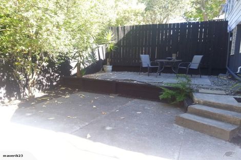 Photo of property in 2/15 Mcleod Road, Henderson, Auckland, 0612