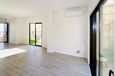 Photo of property in 3 Heketara Place, Papakura, 2110