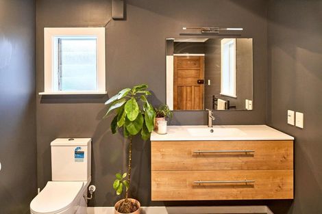 Photo of property in 70 Randwick Crescent, Moera, Lower Hutt, 5010