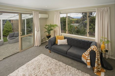 Photo of property in 2 Gershwin Grove, Stoke, Nelson, 7011