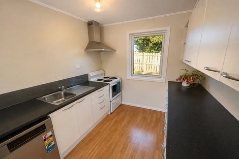 Photo of property in 3/12 Thornley Street, Titahi Bay, Porirua, 5022