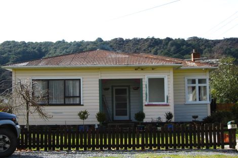 Photo of property in 57 Dick Street, Reefton, 7830