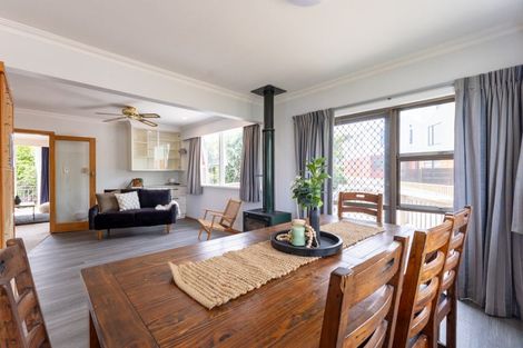 Photo of property in 16 Utauta Street, Waikanae, 5036