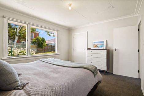 Photo of property in 92 Surrey Street, Forbury, Dunedin, 9012