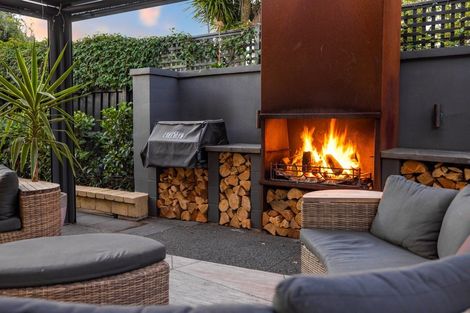 Photo of property in 75a Inwoods Road, Parklands, Christchurch, 8083