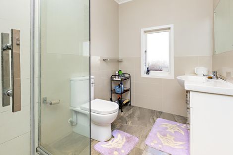 Photo of property in 63 Gray Avenue, Mangere East, Auckland, 2024