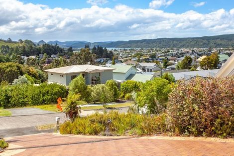 Photo of property in 107 Pacific View Drive, Whangamata, 3620