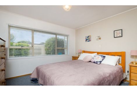 Photo of property in 1/8 Matuhi Rise, Henderson, Auckland, 0612