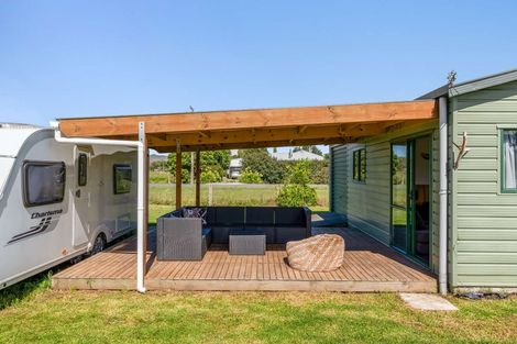 Photo of property in 37 Banks Street, Tolaga Bay, 4077