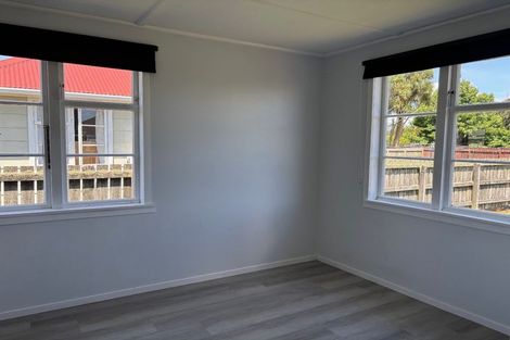 Photo of property in 4 Colvin Street, Westport, 7825