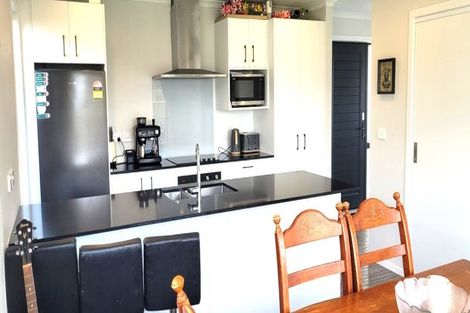 Photo of property in 3d Taupiri Crescent, Titahi Bay, Porirua, 5022
