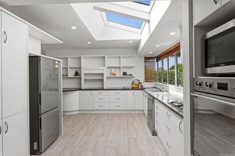 Photo of property in 30 Hadlow Place, Burnside, Christchurch, 8041