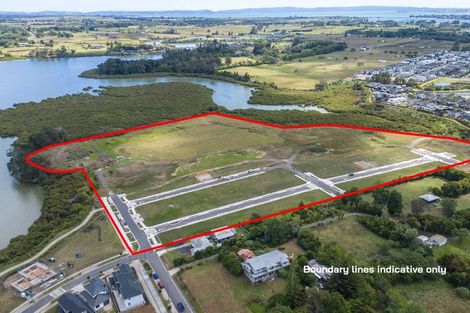 Photo of property in 22 Kaititiko Road, Rosehill, 2113
