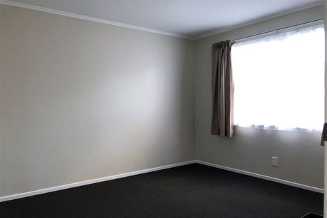 Photo of property in 496 Don Buck Road, Massey, Auckland, 0614