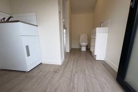 Photo of property in 40c Kervil Avenue, Te Atatu Peninsula, Auckland, 0610