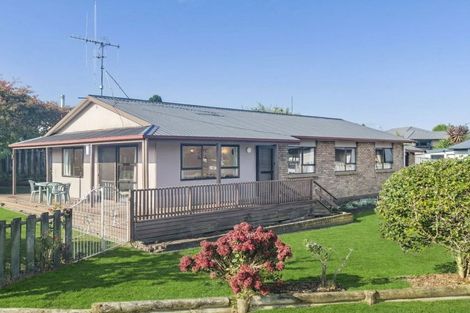 Photo of property in 75 Gibson Road, Dinsdale, Hamilton, 3204