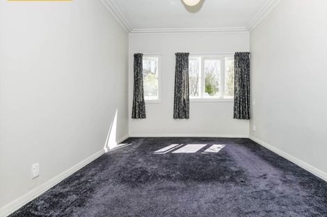 Photo of property in 249 Golf Road, Titirangi, Auckland, 0604
