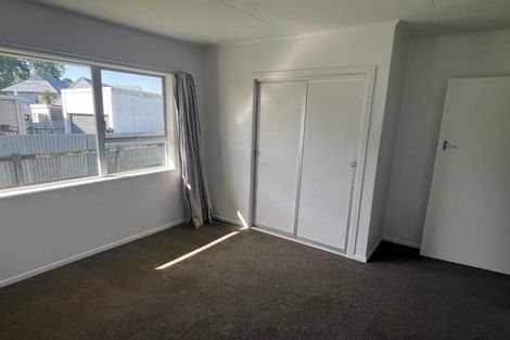 Photo of property in 35 Mcgiffert Street, Palmerston North, 4410