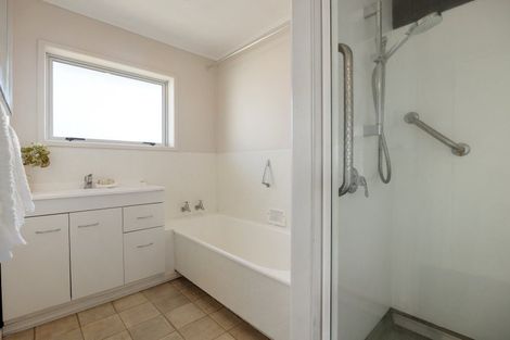 Photo of property in 25 Maple Avenue, Dinsdale, Hamilton, 3200