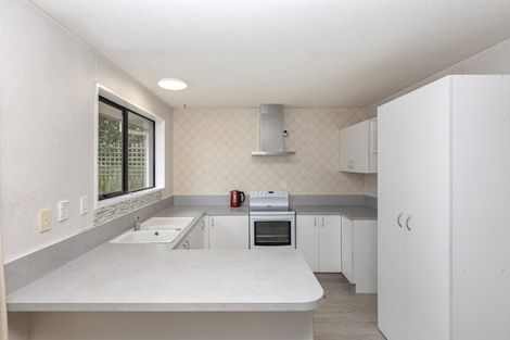 Photo of property in 2/3 Apollo Place, Papanui, Christchurch, 8052