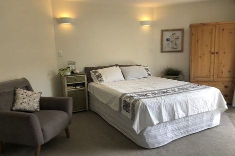 Photo of property in 24 Judd Place, Orewa, 0931