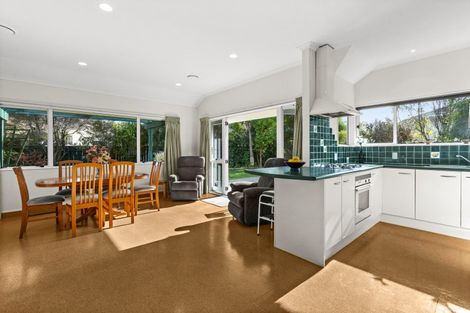 Photo of property in 9 Gresham Place, Taradale, Napier, 4112