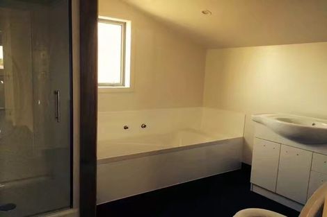 Photo of property in 50 Elizabeth Street, Moera, Lower Hutt, 5010