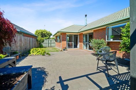 Photo of property in 10 Mull Place, Broomfield, Christchurch, 8042