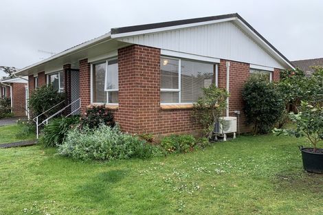 Photo of property in 11/81 Shakespeare Road, Milford, Auckland, 0620