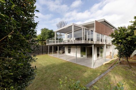 Photo of property in 13 Tay Street, Mount Maunganui, 3116