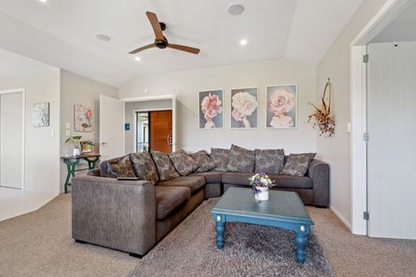 Photo of property in 546 Belvedere Road, Carrington, Carterton, 5791