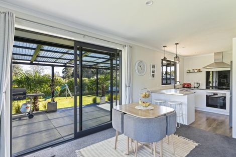 Photo of property in 62 Maire Street, Inglewood, 4330