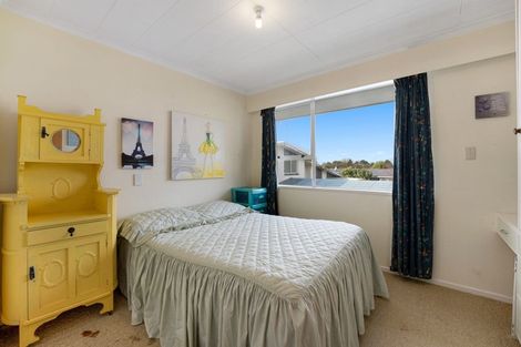Photo of property in 15 Oberon Street, Stratford, 4332