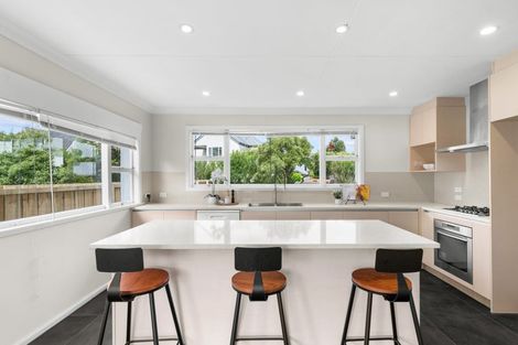 Photo of property in 52a Memorial Avenue, Ilam, Christchurch, 8053