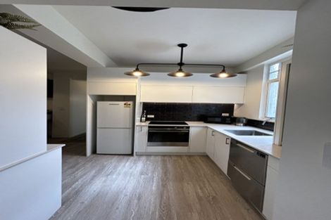 Photo of property in 154u1 Oriental Parade, Oriental Bay, Wellington, 6011