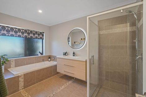 Photo of property in 8 Frame Crescent, Rolleston, 7614