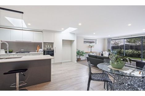 Photo of property in 16 Horoeka Street, Avonhead, Christchurch, 8042