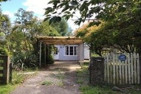 Photo of property in 63 Puriri Road, Waikanae, 5036