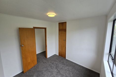 Photo of property in 16 Enderby Drive, Te Atatu Peninsula, Auckland, 0610