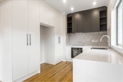 Photo of property in 2/55 Aramoana Avenue, Devonport, Auckland, 0624