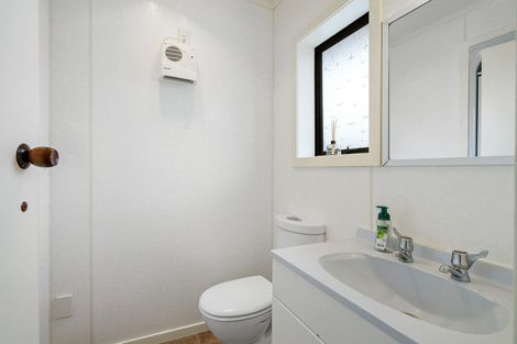 Photo of property in 70a Grey Street, Cambridge, 3434