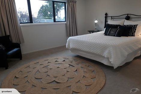 Photo of property in 39b Hetley Crescent, Taradale, Napier, 4112