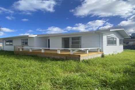 Photo of property in 80 Borich Road, Sunnyvale, Auckland, 0612