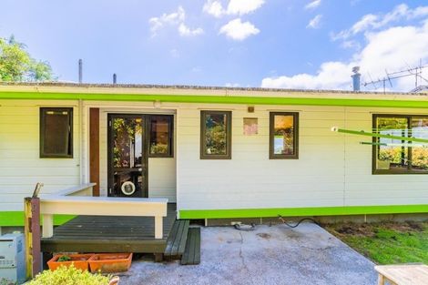 Photo of property in 33 Leeward Drive, Whitby, Porirua, 5024