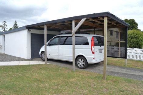 Photo of property in 21 Kuparu Place, Ruakaka, 0116