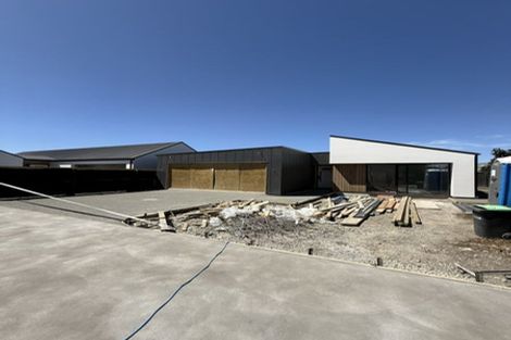 Photo of property in 120 Aorangi Road, Bryndwr, Christchurch, 8053