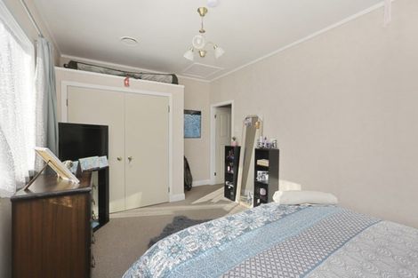 Photo of property in 46 Blake Street, Waitara, 4320
