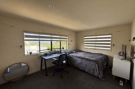 Photo of property in 71 Kittiwake Drive, Schnapper Rock, Auckland, 0632